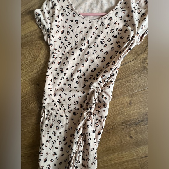 Ingrid & Isabel leopard print stretch maternity dress S - Picture 3 of 5